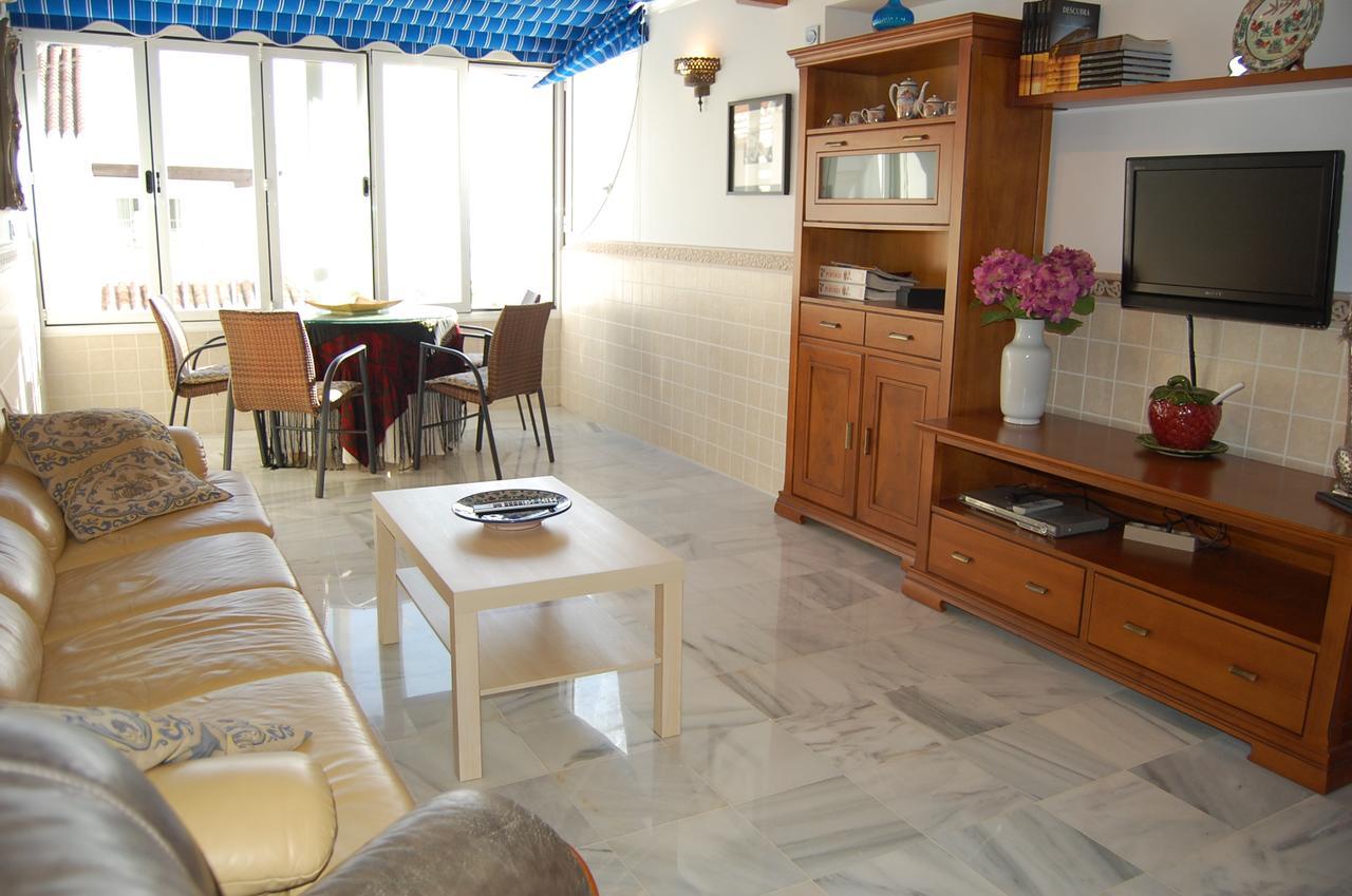 Apartment Fuentes De Nerja Exteriör bild