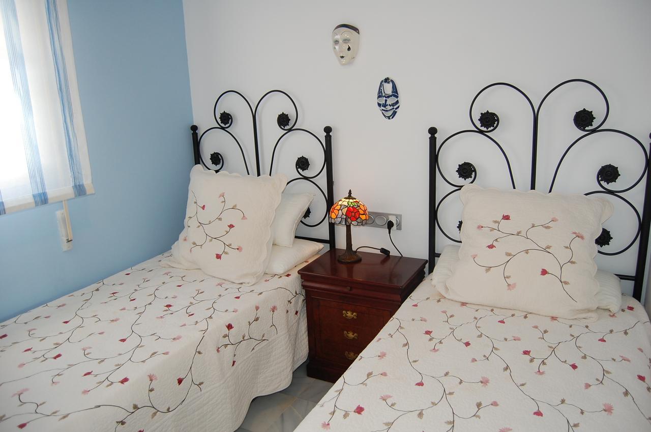 Apartment Fuentes De Nerja Exteriör bild