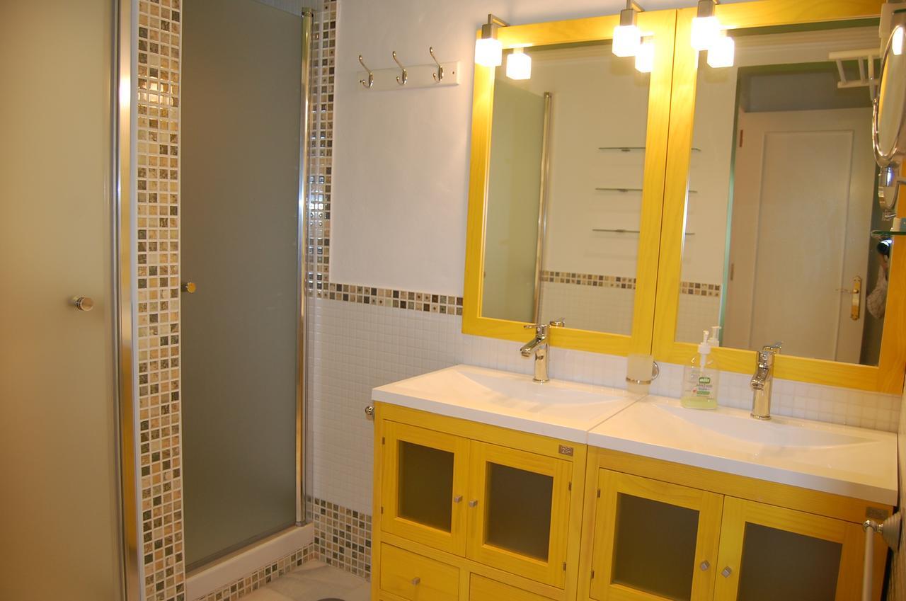 Apartment Fuentes De Nerja Exteriör bild