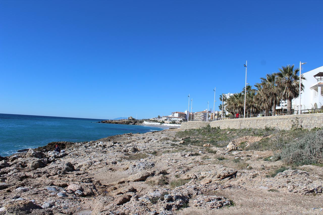 Apartment Fuentes De Nerja Exteriör bild